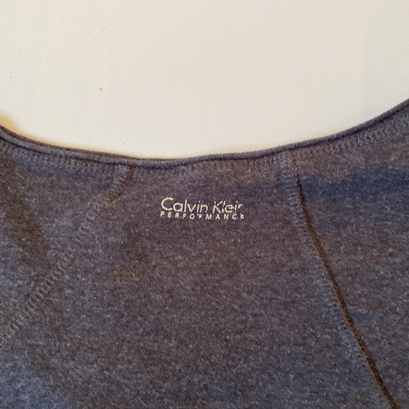 Calvin Klein quick dry shirts - Picture 3 of 3